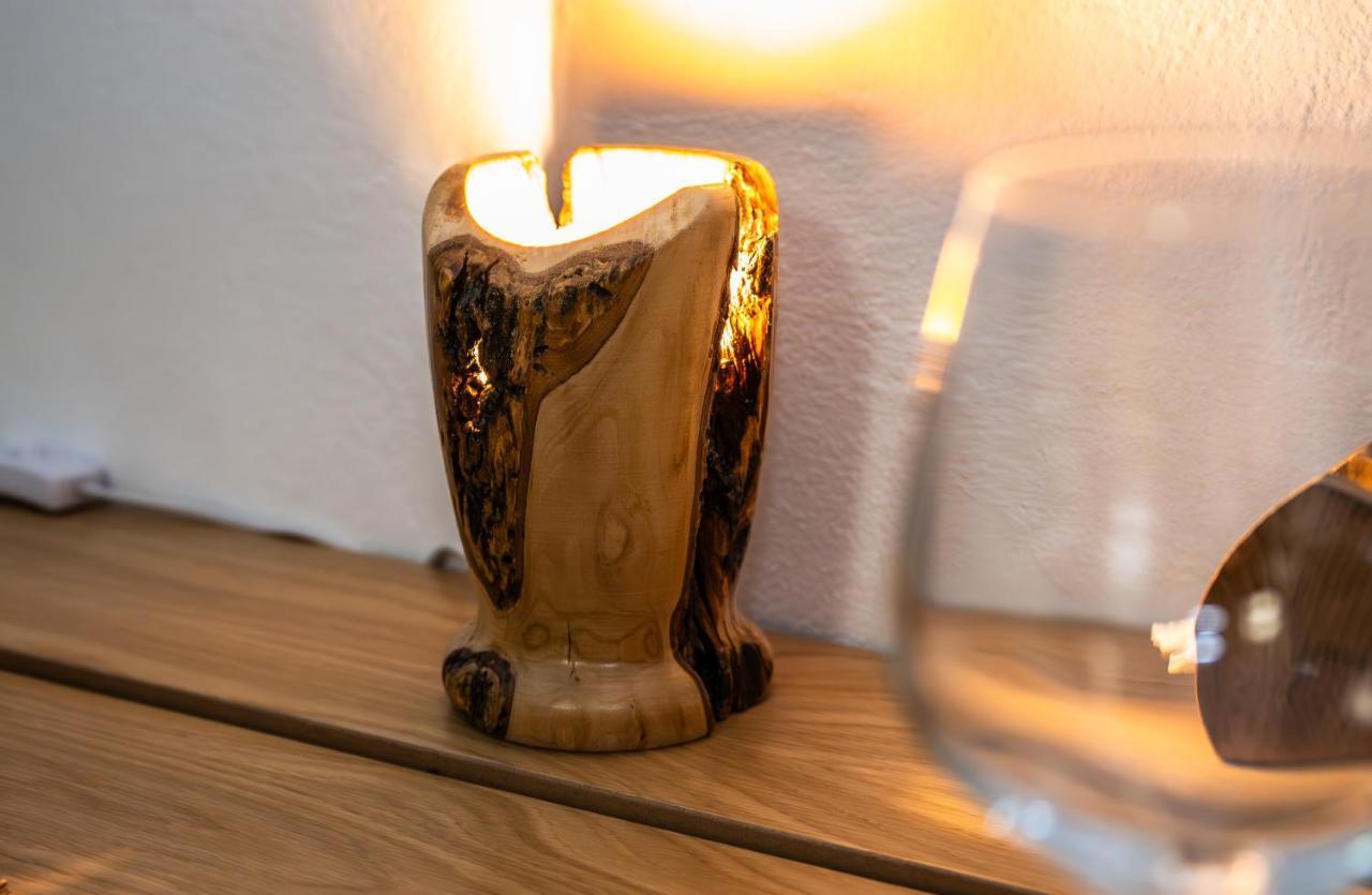 Vibe Studio Apartment ティラナ エクステリア 写真